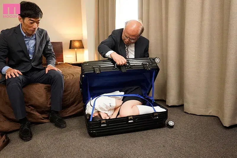 av japan วางยาลูกสาวไปให้ลูกค้าลักหลับเธอแลกเงิน MIAB-102 1