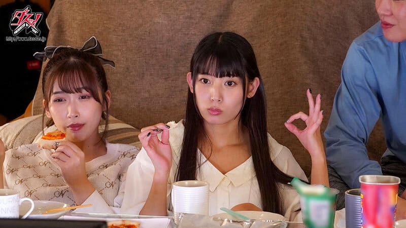 av hd ชวนเพื่อนสาวมาดูNetflixแล้วเย็ดเสียวๆคาโซฟา DASS-407 3