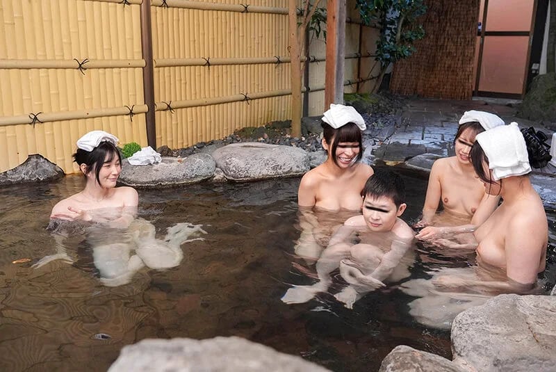 AVJAPAN ป้าเล่นควยหลานที่ออนเซ็น DANDYA-043 Nagase Mami 2