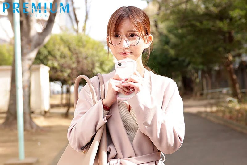 หนังAV รุ่นน้องออฟฟิศแว่นนมใหญ่ PRED-882 Karen Yuzuriha 1